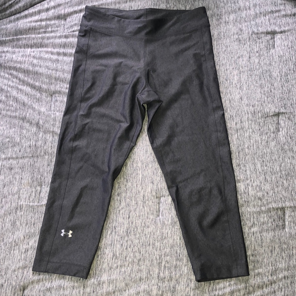 under armor grey cropped leggings